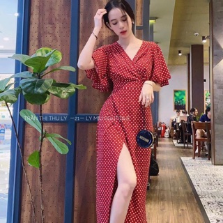Đầm bi xẻ đùi cổ v