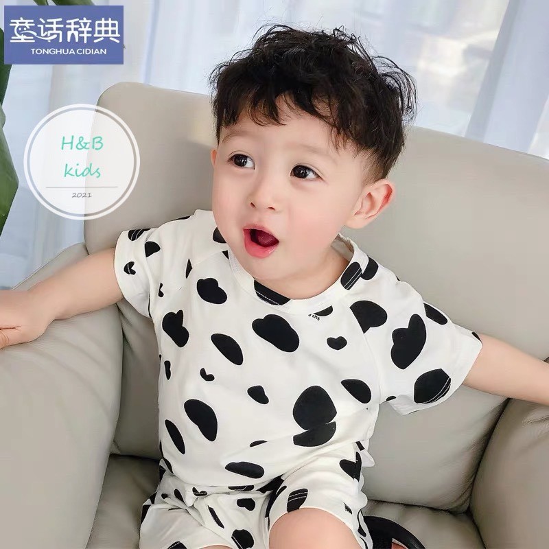 Bộ quần áo hè cho bé hoạ tiết bò sữa, chất cotton tàu co giãn 4c size 8-20kg (giao màu ngầu nhiên)
