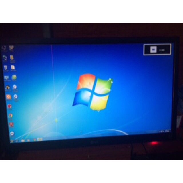 Siêu sốc.siêu rẻ.màn hình cũ 24 inch bị sọc chỉ