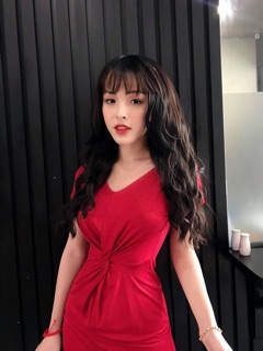 Đầm body xoắn bụng