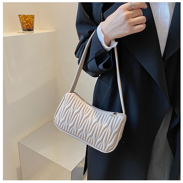 One Túi Xách Đeo Vai Kiểu Vuông Nhỏ Thời Trang Sang Trọng