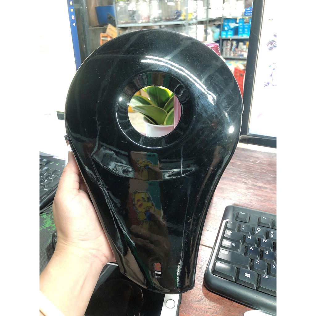 Chắn Hộp Xích Xe Điện M133