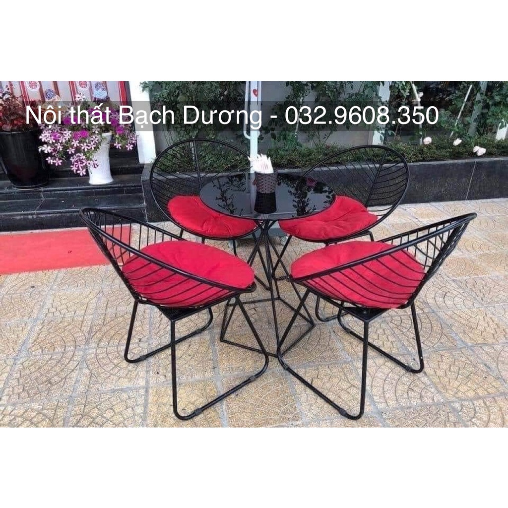 - Ghế nón sắt kèm đệm ngồi