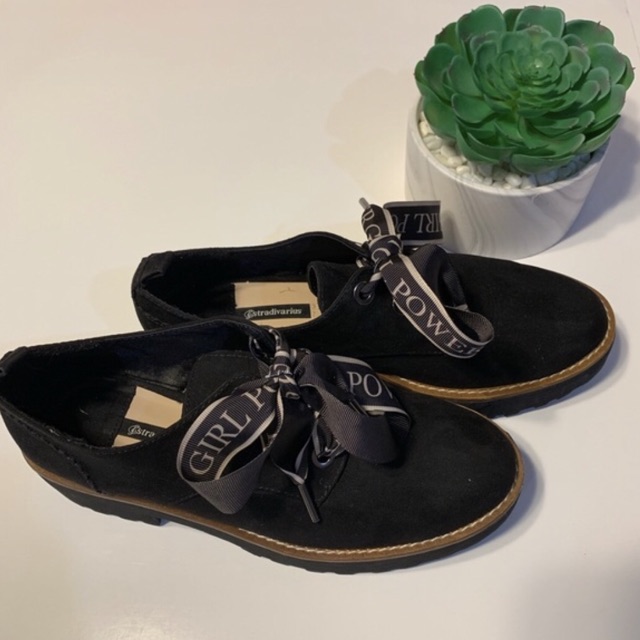 Giày đế 5cm Stradivarius auth