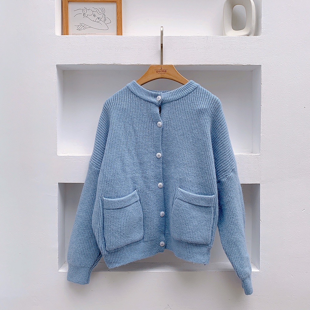 Áo khoác len cardigan nữ dáng ngắn hàn quốc 2 túi khuy trước 50a28 by germe | BigBuy360 - bigbuy360.vn