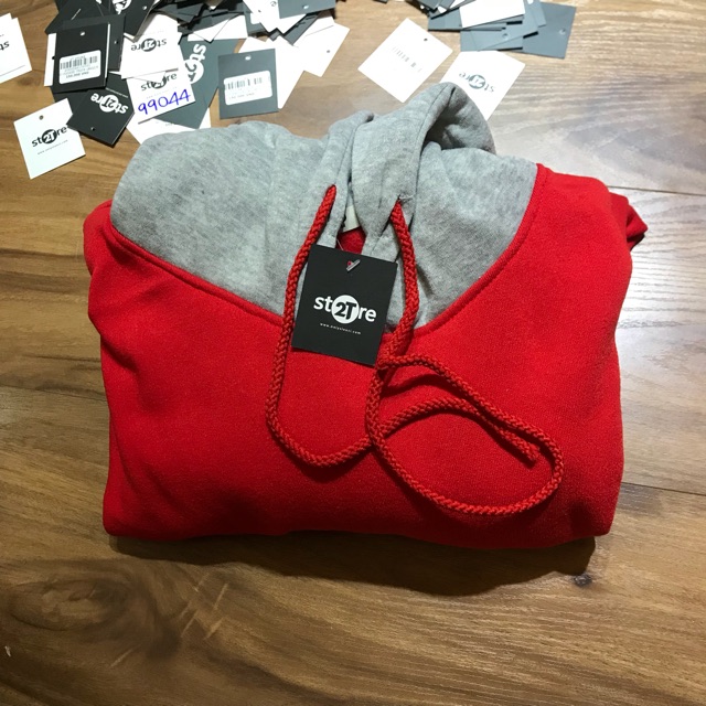 Áo Hoodie 3Lines nón xám unisex 2T Store H3L02 màu đỏ - Áo khoác nỉ chui đầu 3 sọc nón may 2 lớp dày dặn chất lượng | BigBuy360 - bigbuy360.vn