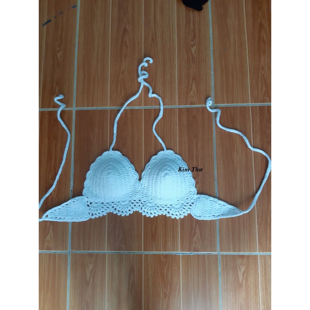 Bikini len kiểu ngực ren