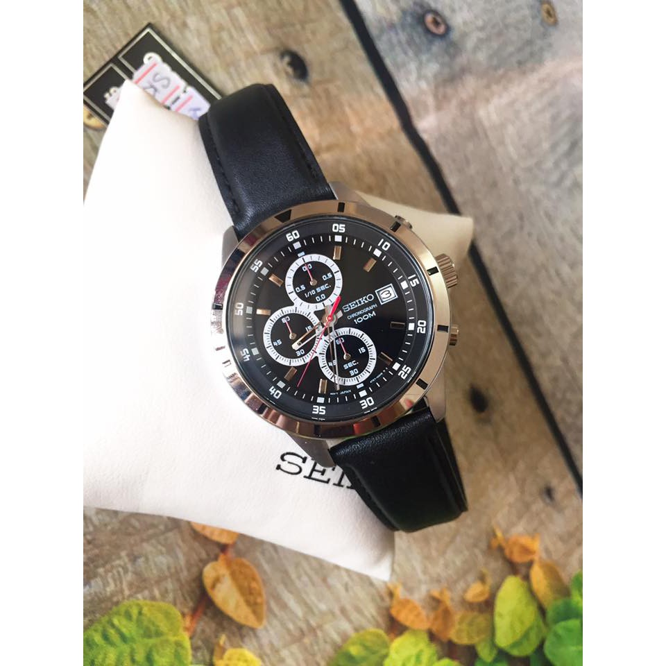 Đồng hồ nam Seiko dây da, mặt đen chuẩn men - Máy Quartz Japan - Kính cứng - Dây da - Bấm giờ thể thao
