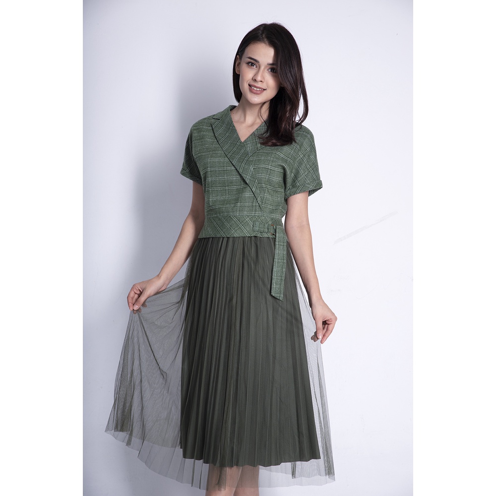 Áo sơ mi cổ vest khoen đai họa tiết kẻ màu xanh rêu ELITE TRẦN by LINHELITE