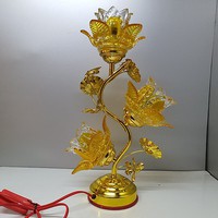 Đèn thờ 3 bông thuỷ tinh. Sử dụng bóng LED tiết kiệm điện. Dành cho bàn thờ cỡ nhỏ hoặc cỡ trung.