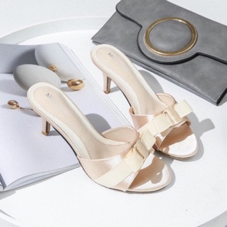 Sandal gót nhọn không quai hậu