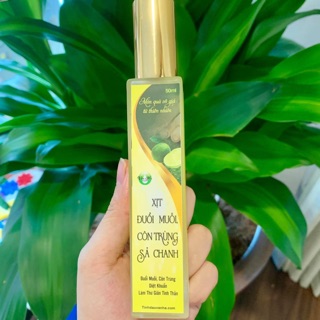 Xịt đuổi muỗi - Tinh dầu sả chanh