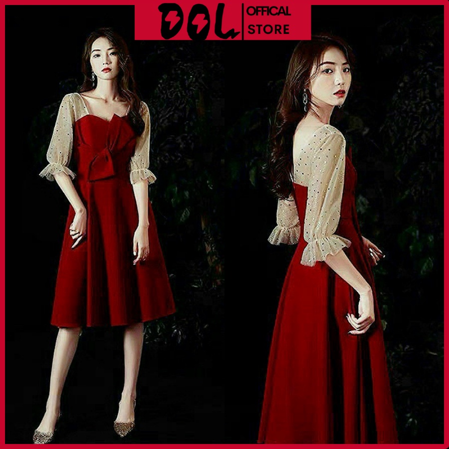 Đầm ngắn DOL đầm cổ vuông chất vải mát mẻ phù hợp dạo phố D75962