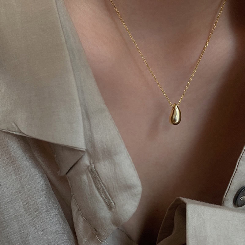 Vòng cổ titan nữ không gỉ mạ vàng 18k hình giọt nước basic  Her Accessories CT27