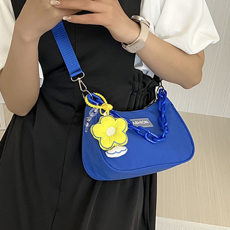 Túi Đeo Vai / Xách Tay Bằng Acrylic Phối Dây Xích Cổ Điển Có Khóa Kéo Thích Hợp Làm Quà Tặng Cho Bạn Gái