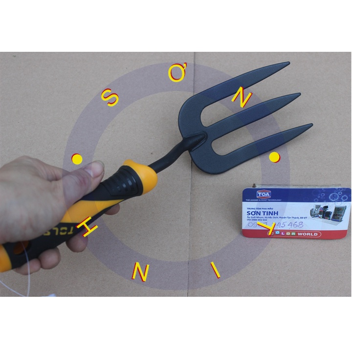 Cây Chỉa Xới Đất Làm Vườn 310mm Đầu Xới ( 76 x 120mm ) Tolsen 57506