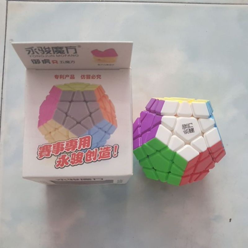 Rubik YJ Megaminx YuHu R stklees không viền