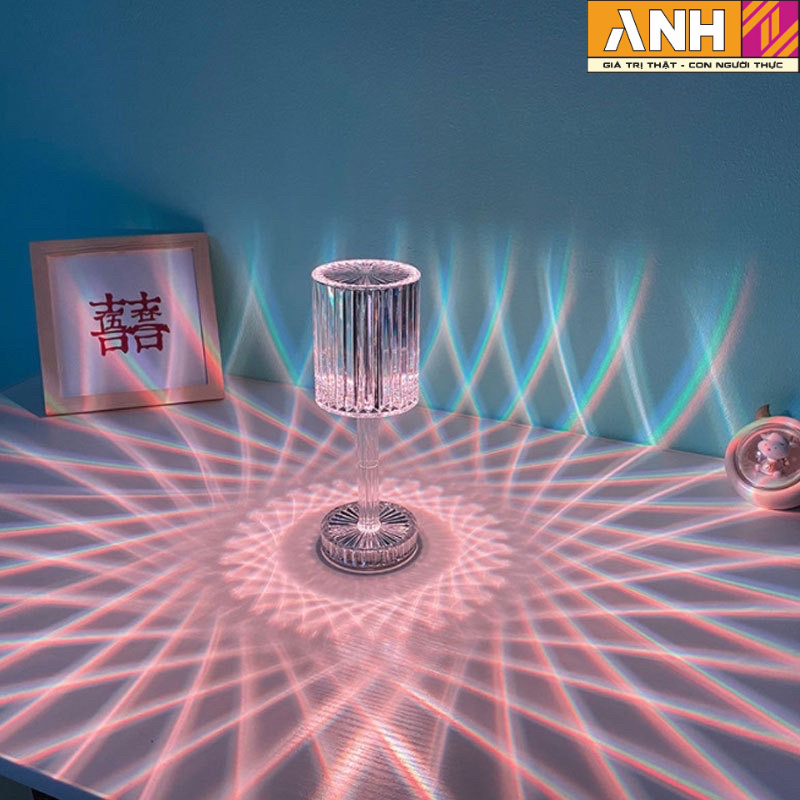 Đèn ngủ, đèn trang trí pha lê cảm 16 màu RPG, cảm biến lãng mạn chiếu hình độc đáo.B12