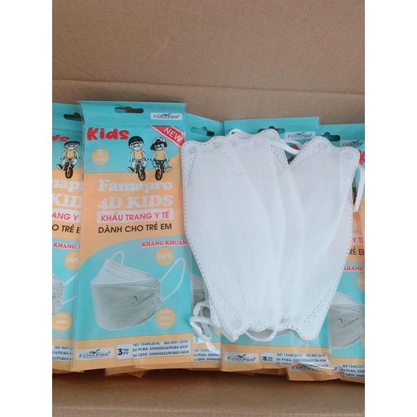 Khẩu trang Kid Farmapro túi 5 cái màu trắng ( rất tiện lợi cho trẻ em)