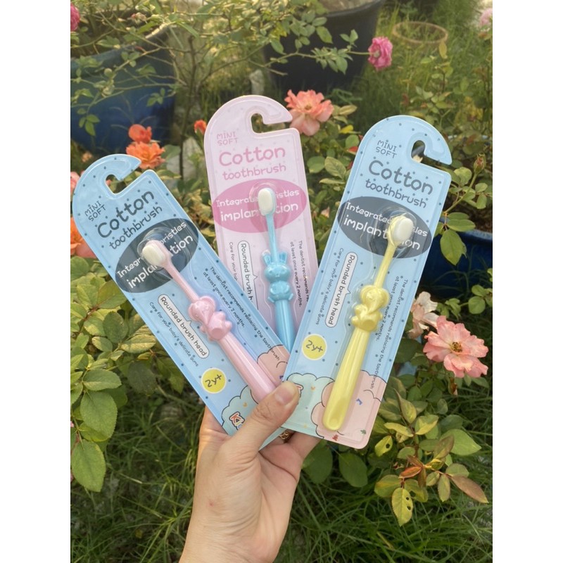 Bàn chải đánh răng lông tơ siêu mền mịn dành cho bé