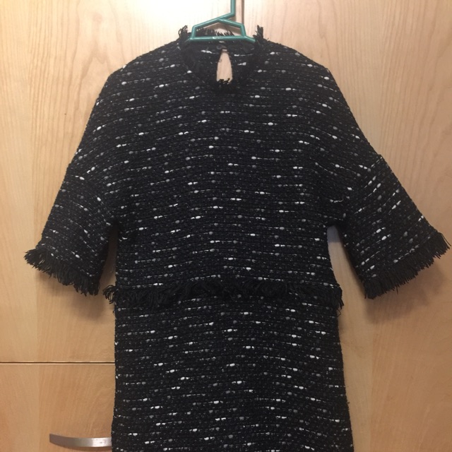 Váy dạ tweed của zara