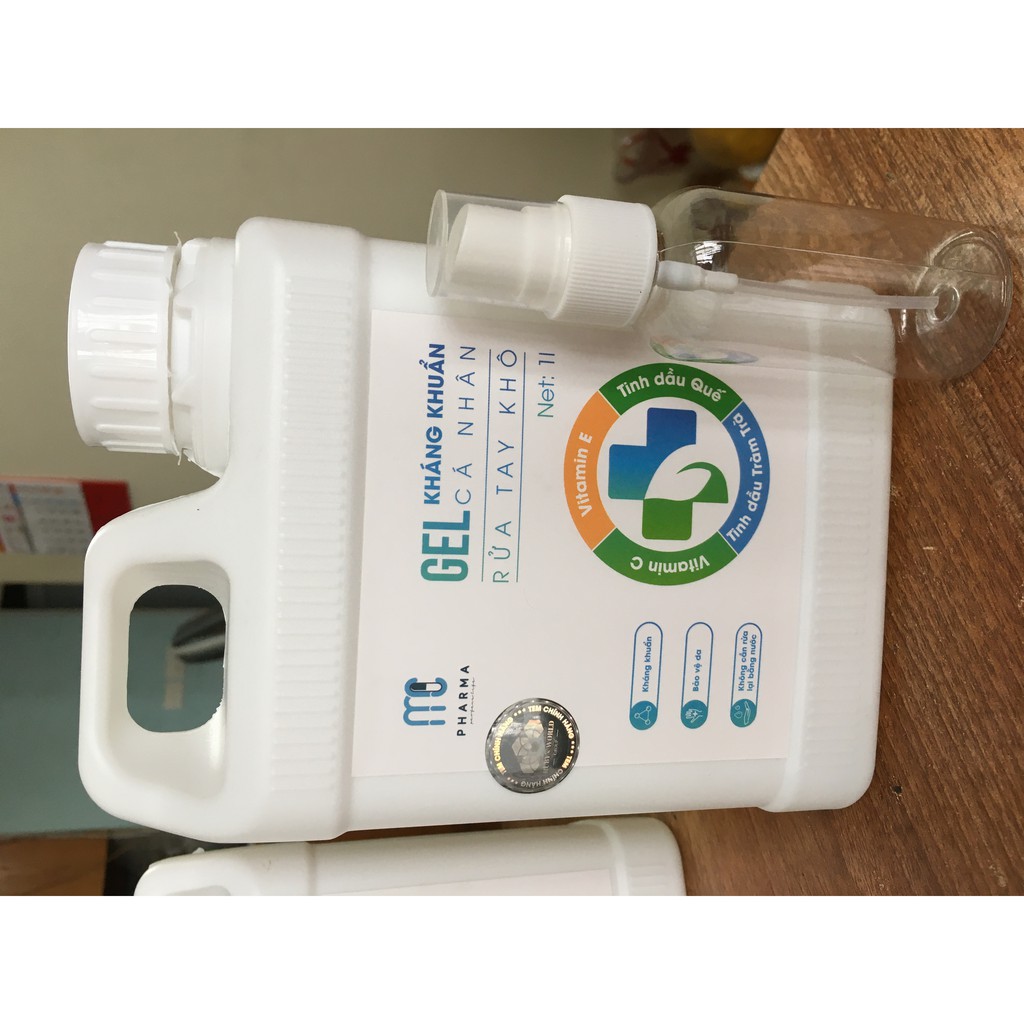 [Giảm Giá Hỗ Trợ Đại Dịch] Nước Rửa Tay Kháng Khuẩn Khuẩn Vượt Trội chiết xuất trà xanh, lô hội can 1 lít | BigBuy360 - bigbuy360.vn