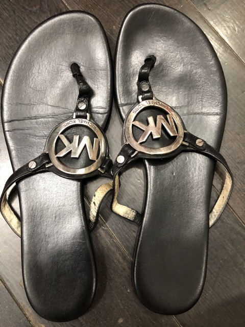 Dép Michael Kors Size 7