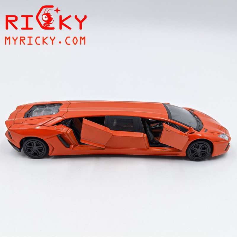 Mô hình Lamboghini phiên bản đặc biệt 4 cửa