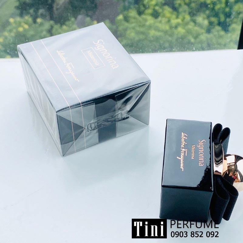 Nước hoa nữ Salvatore Ferragamo Signorina Míteriosa 30ml