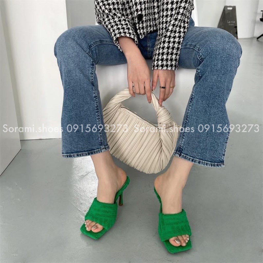 Guốc quai vải nhung gót mỏng mũi vuông trendy, sang chảnh