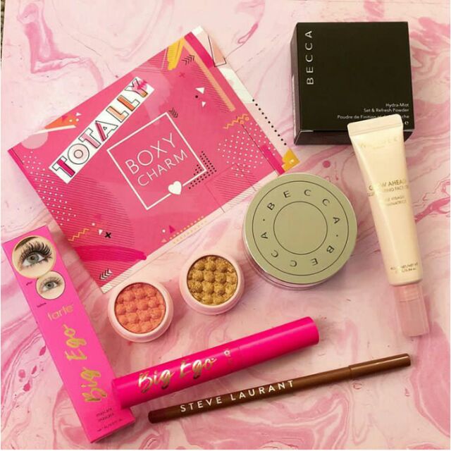 Tách set Boxy Charm tháng 8/2019