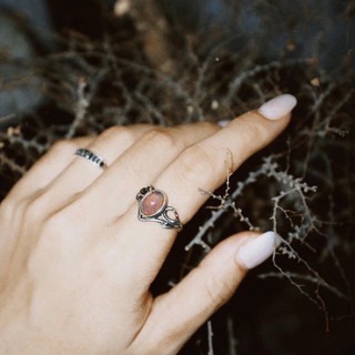 Nhẫn Vintage Đá Opal Đen