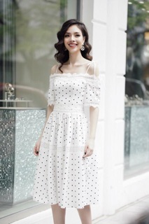 Đầm thiết kế xinh yêu