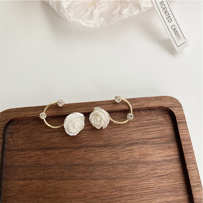 Khuyên Tai Bạc S925 Họa Tiết Hoa Hồng Trắng Đính Đá Phong Cách Thanh Lịch Mới