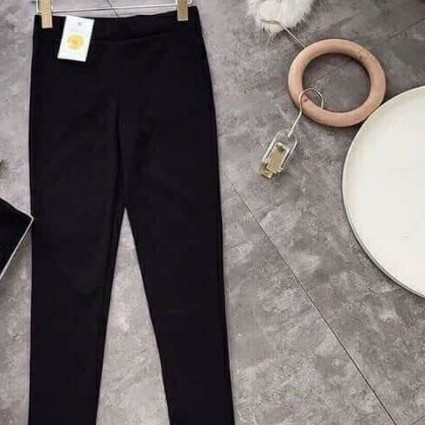Quần legging xu hướng bây giờ