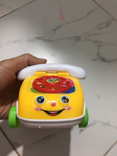 Xe điện thoại chạy dây cót