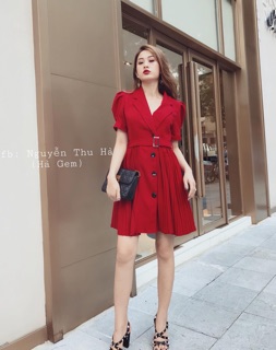 Váy cổ vest xếp ly