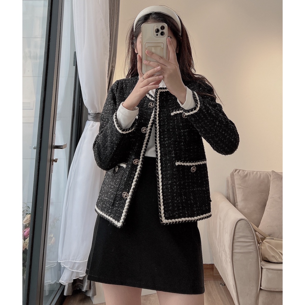 Áo dạ tweed đen kim tuyến cúc đồng sang chảnh