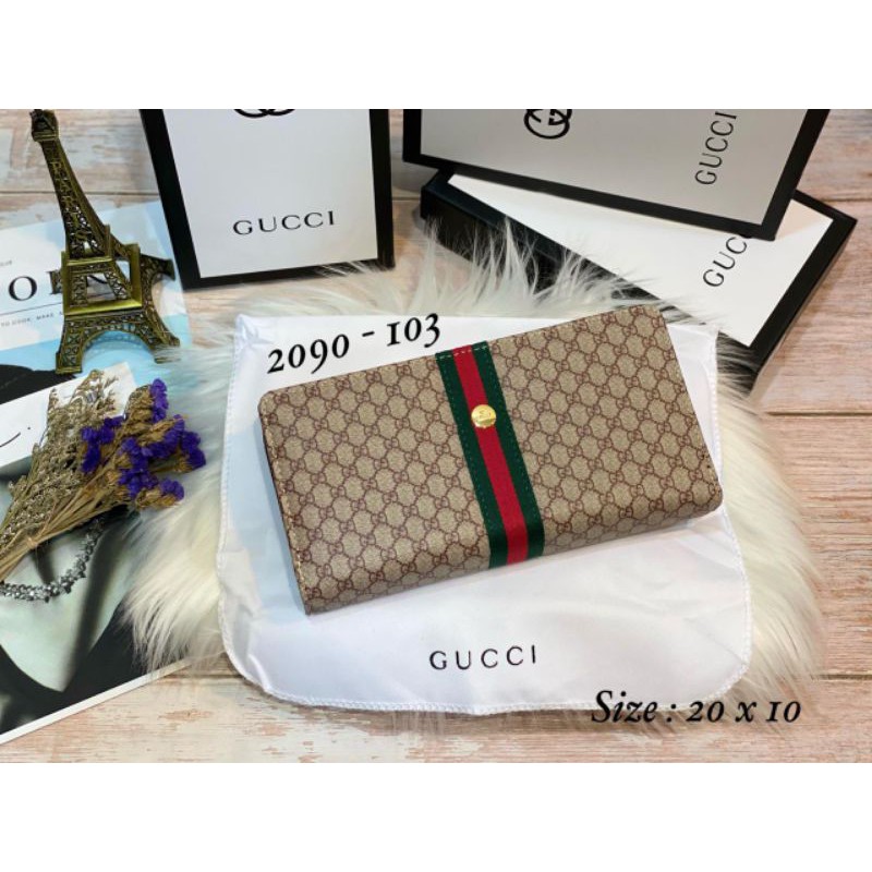 Ví Gucci Dáng Dài Gập Lại Được Mã 2090