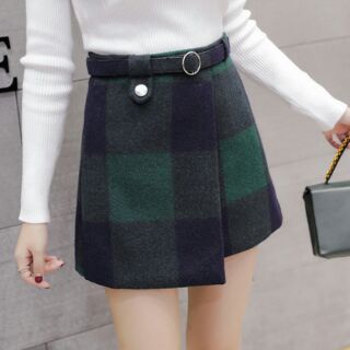 Chân váy dạ kẻ xinh xắn