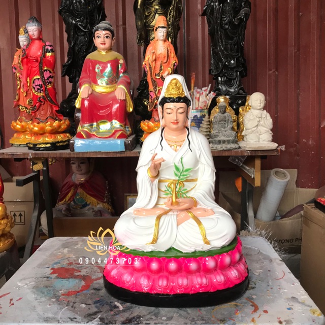 01 tượng Quan Âm Bồ Tát áo trắng cao 50cm