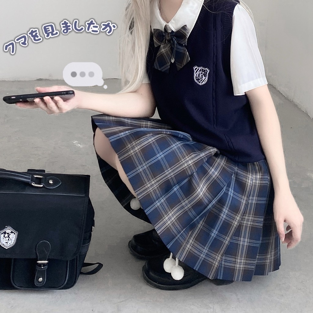 [Sẵn] [Chính hãng] Áo len Gile thêu huy hiệu - đồng phục jk Nhật Bản cao cấp nhà Dory | BigBuy360 - bigbuy360.vn