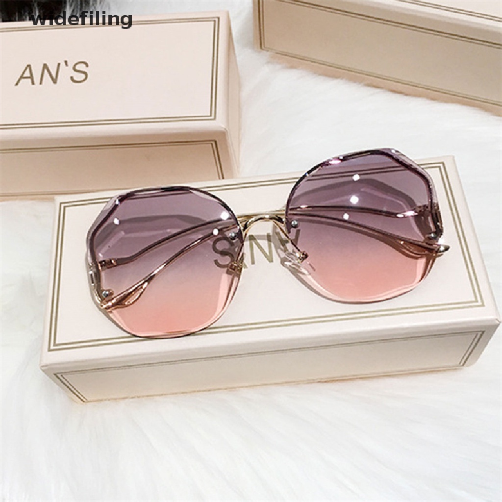 Kính Mát Chống Tia UV400 2021 Màu Sắc gradient Thời Trang