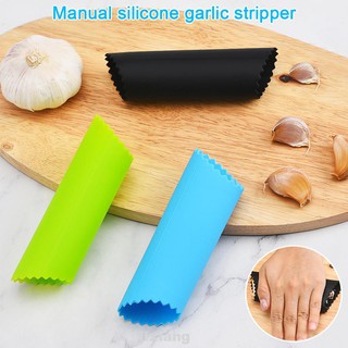 DỤNG CỤ BÓC VỎ TỎI SIÊU NHANH
