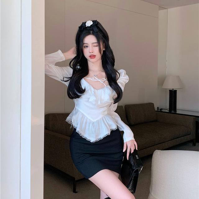 Áo Kiểu Tay Phồng Cổ Chữ V Thiết Kế Mới Thời Trang Mùa Xuân Dành Cho Nữ