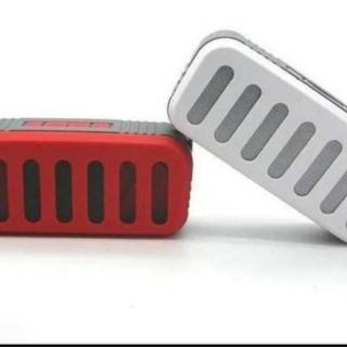 Loa bluetooth R2013 siêu cool