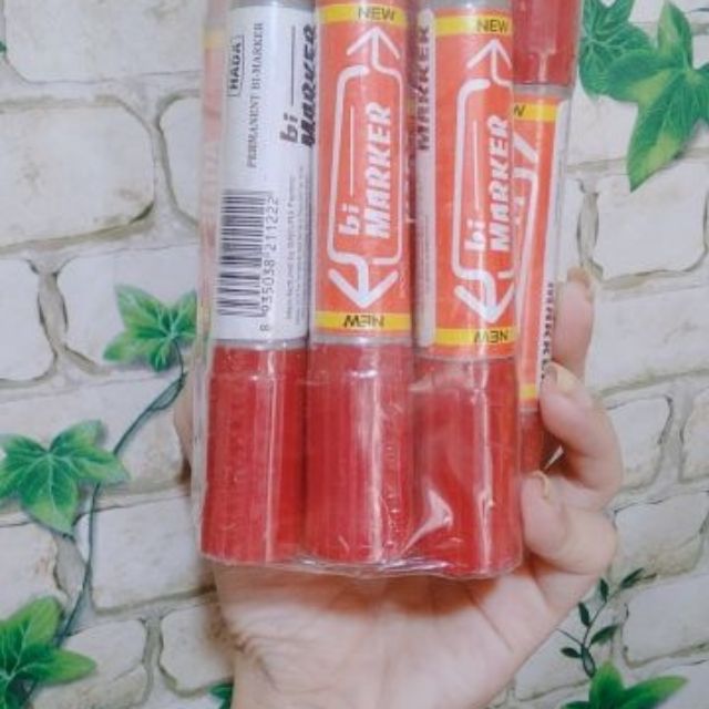 Bút lông dầu không bôi xóa được