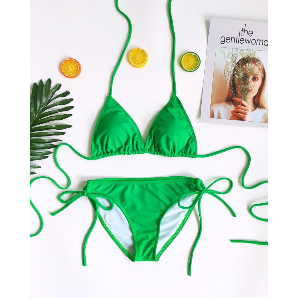 Bikini tam giác xanh chuối