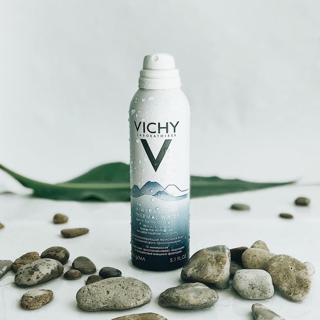 Xịt khoáng Vichy Mineralizing Thermal Water 300ml cấp ẩm, dưỡng da, chống lão hóa