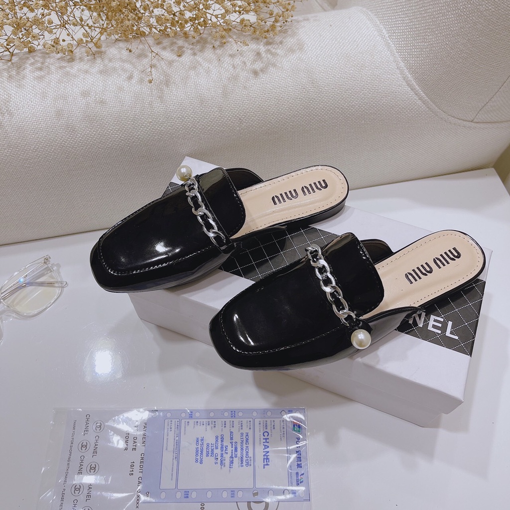 Dép sục nữ mũi vuông phối dây xích hottrend